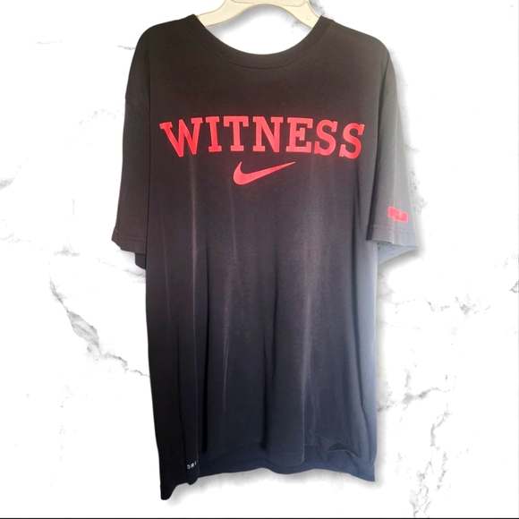Nike LeBron James Men's Black Tee with Red Graphic- Mens Size Large - Picture 1 of 6